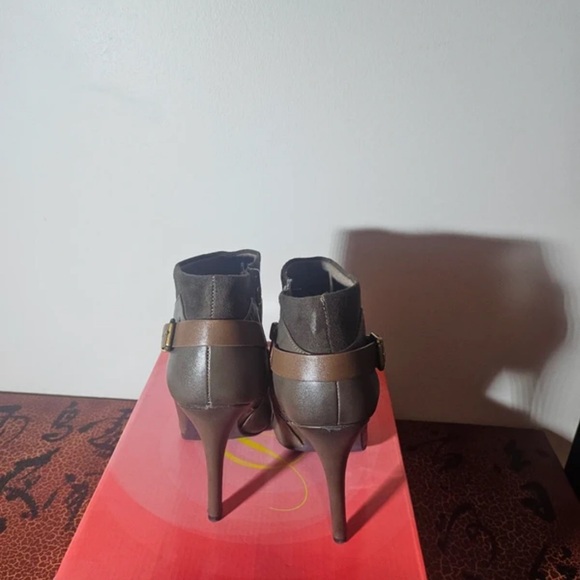 Delicious Olive Green and Brown Stiletto Ankle Boots with Buckle - Picture 4 of 5